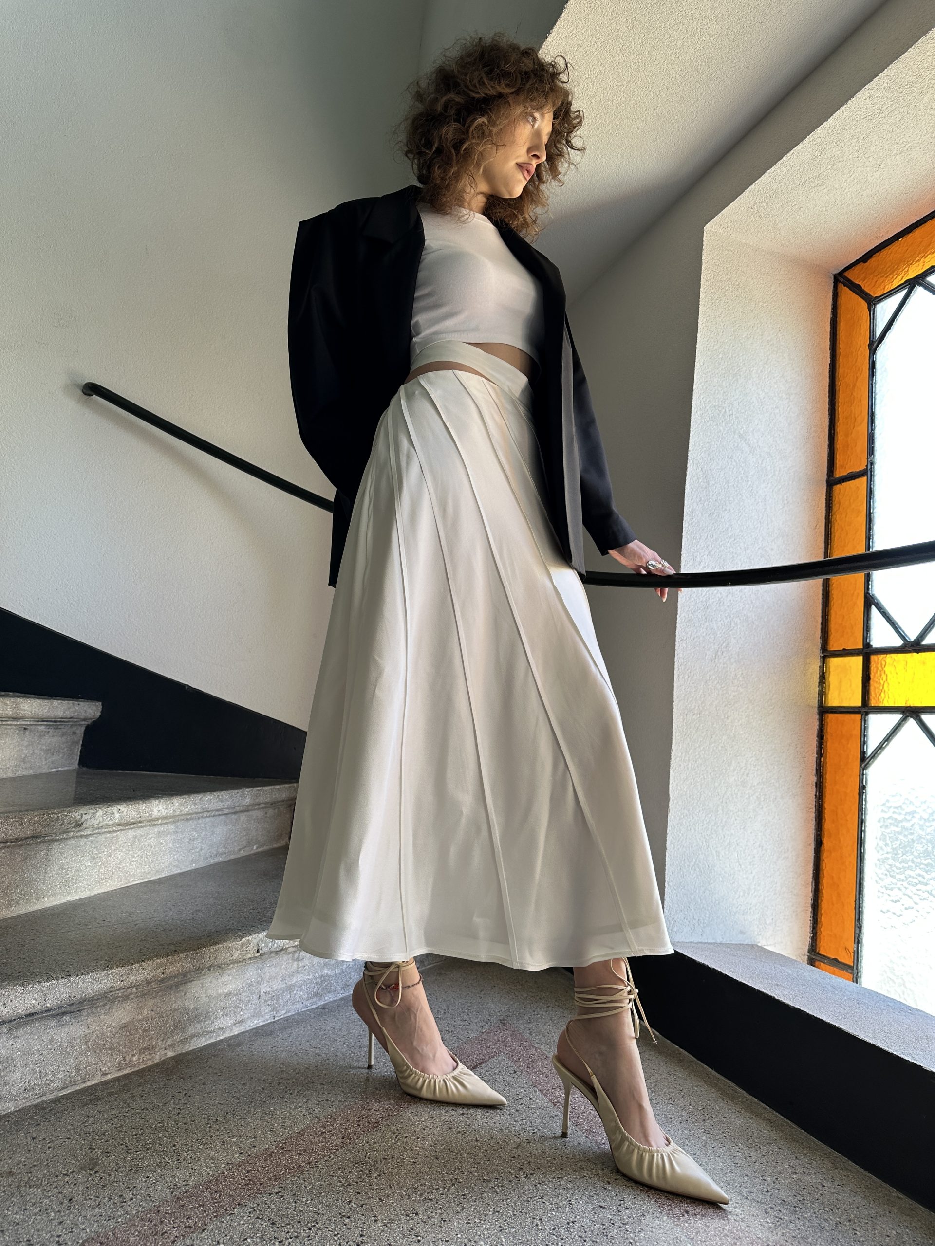 IMG_7420-scaled-1.jpg Fusta alba tafta - imagine 1