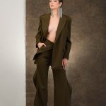 Costum de lana cu sacou si pantalon