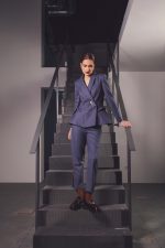 Betsy costum stofa lana albastru pastel - imagine 2