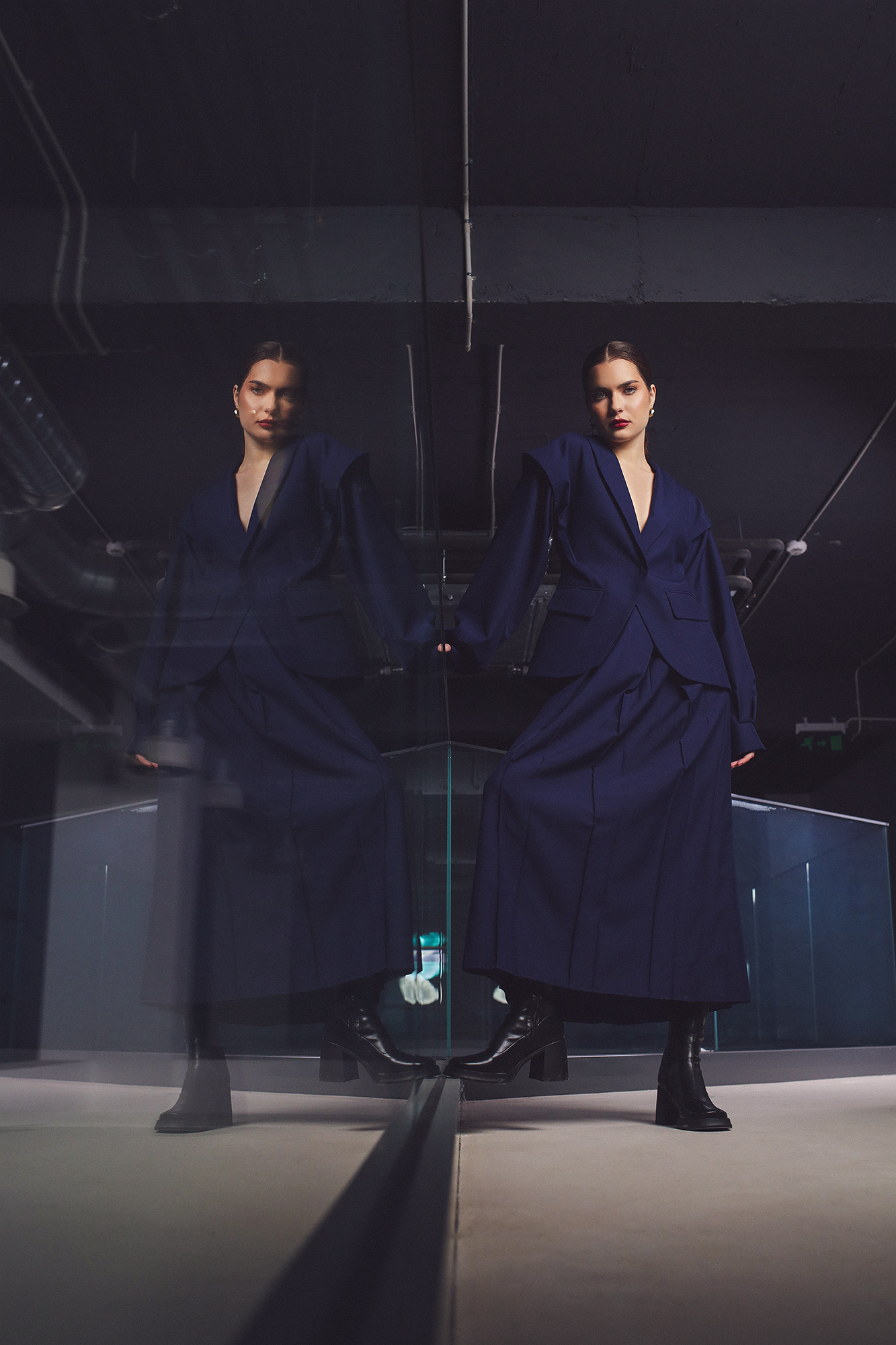 Revelle-Tinuta-17_4-web Elektra sacou stofa lana albastru indigo - imagine 1