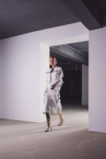 Asha rochie alba cu volane - imagine 2