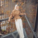 Yue jacheta camel stofa lana