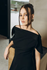 Christa rochie vascoza neagra - imagine 2